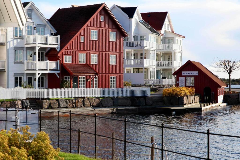 Hotel Lyngorporten Gjeving Exterior foto